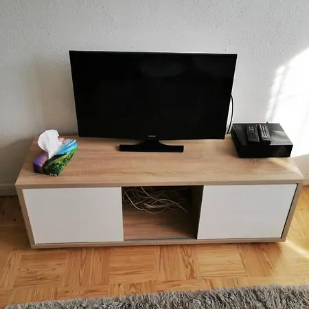 Le Clemenceau Apartment *